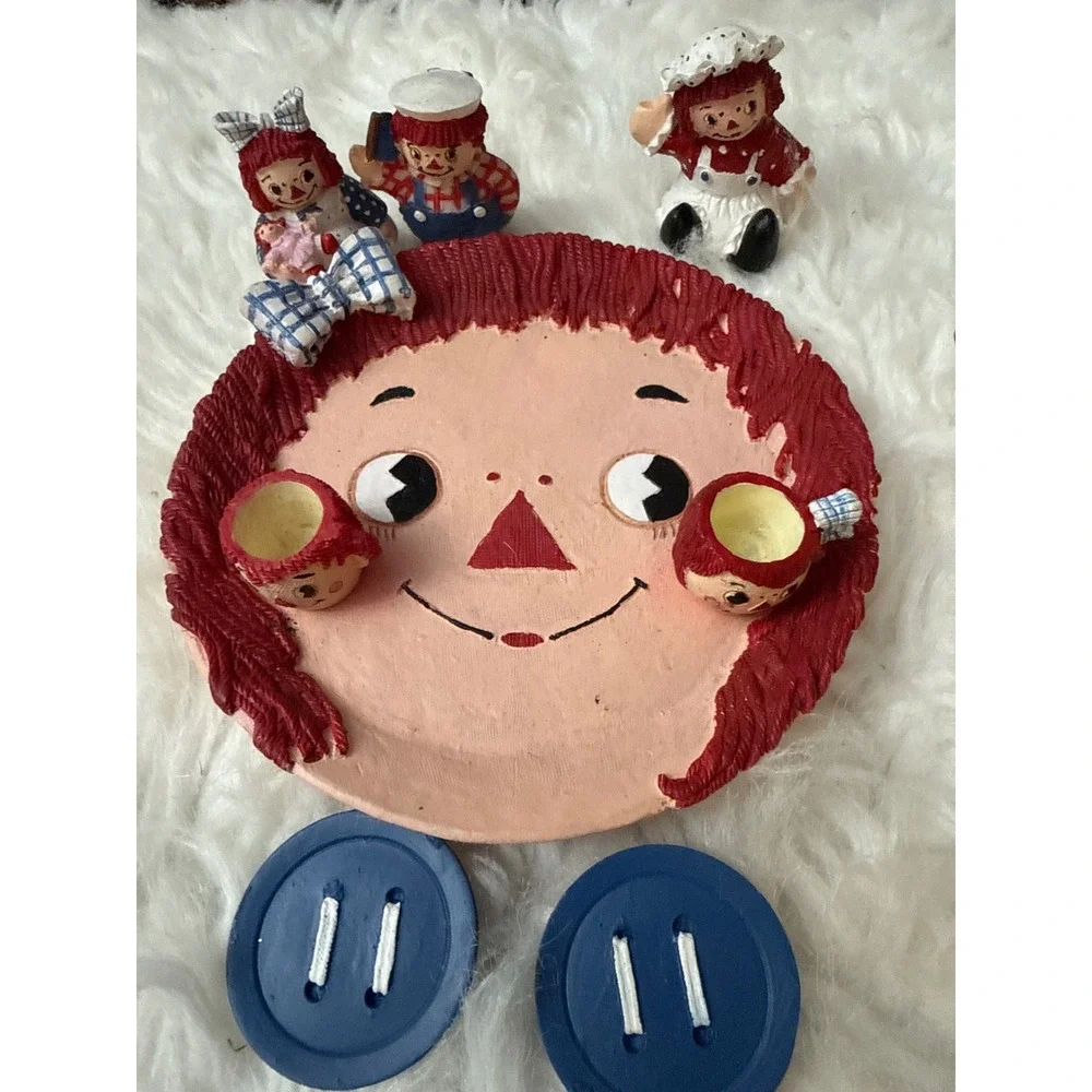 Raggedy Ann and Andy Antique Dolls Resin Wall Decor Plaque Set of 2 Red Pink